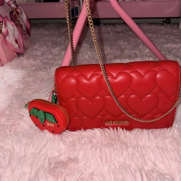 Love Moschino Red Heart Pattern Crossbody - Picture 2 of 6